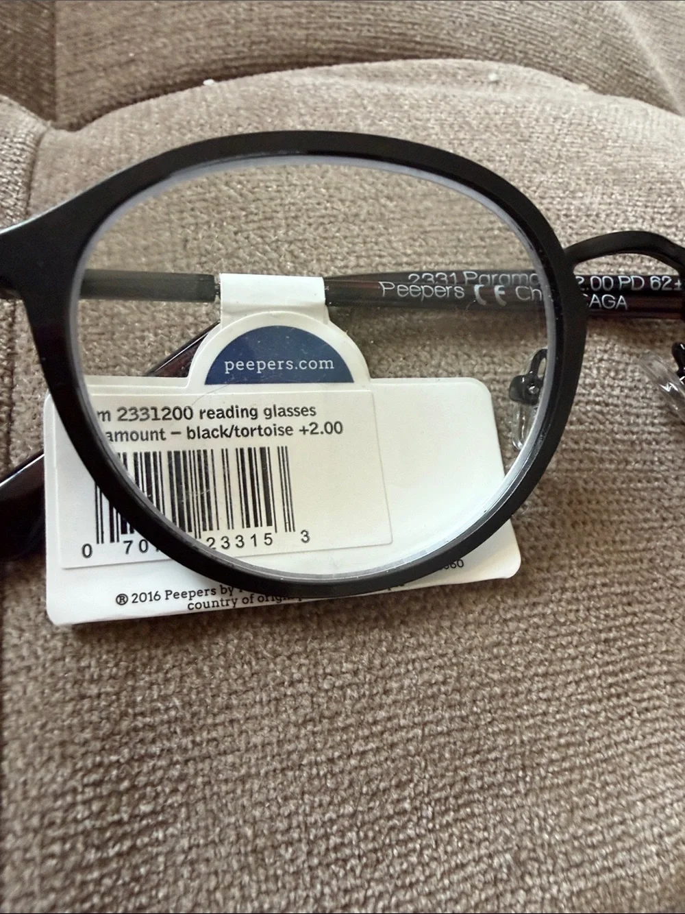 Round Readers Glasses +2.00 in Black peepers new